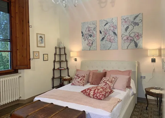 Maria Luisa . Splendida Liberty ヴィラ ルッカ