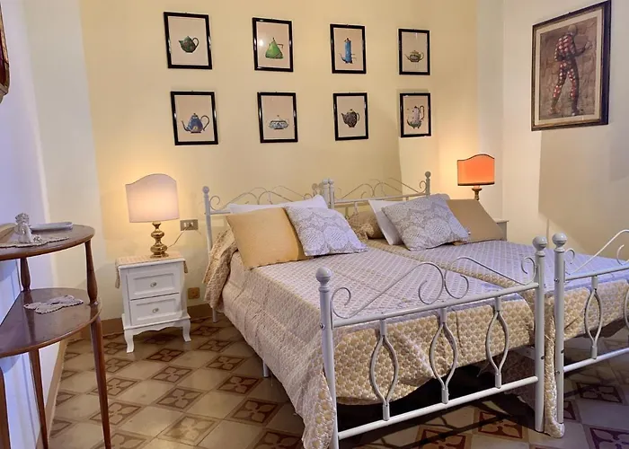 Maria Luisa . Splendida Liberty ルッカ